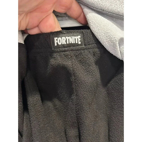 Fortnite Pajamas Boys Medium 8 Loot Llama Set Long Sleeve Shirt Pant PJs - Picture 3 of 5